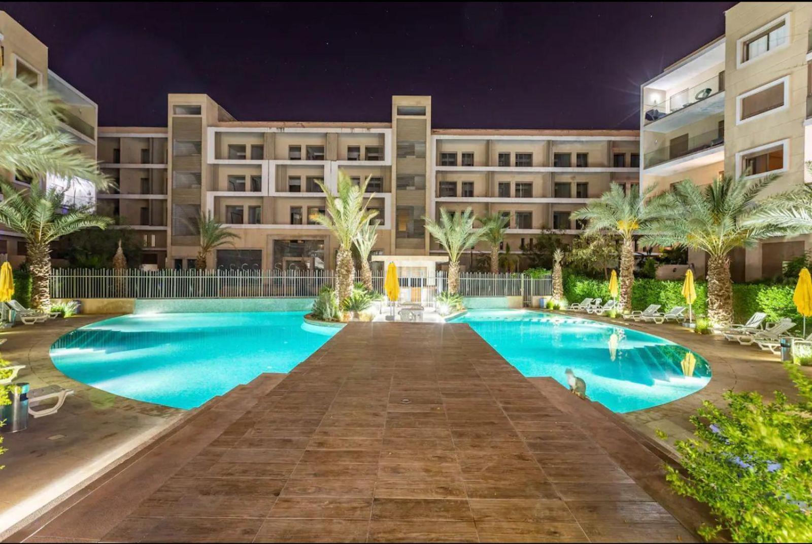 Appartement Luxueux Avec Piscine 10 Minutes Du Centre Ville Marrakesh Bagian luar foto