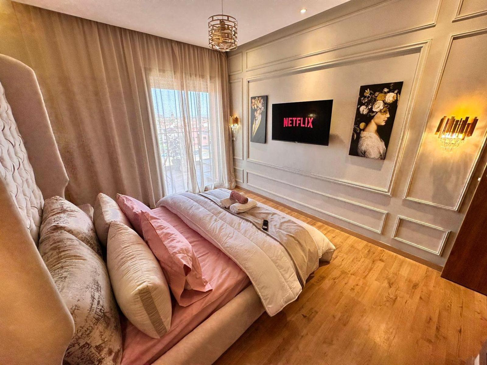 Appartement Luxueux Avec Piscine 10 Minutes Du Centre Ville Marrakesh Bagian luar foto