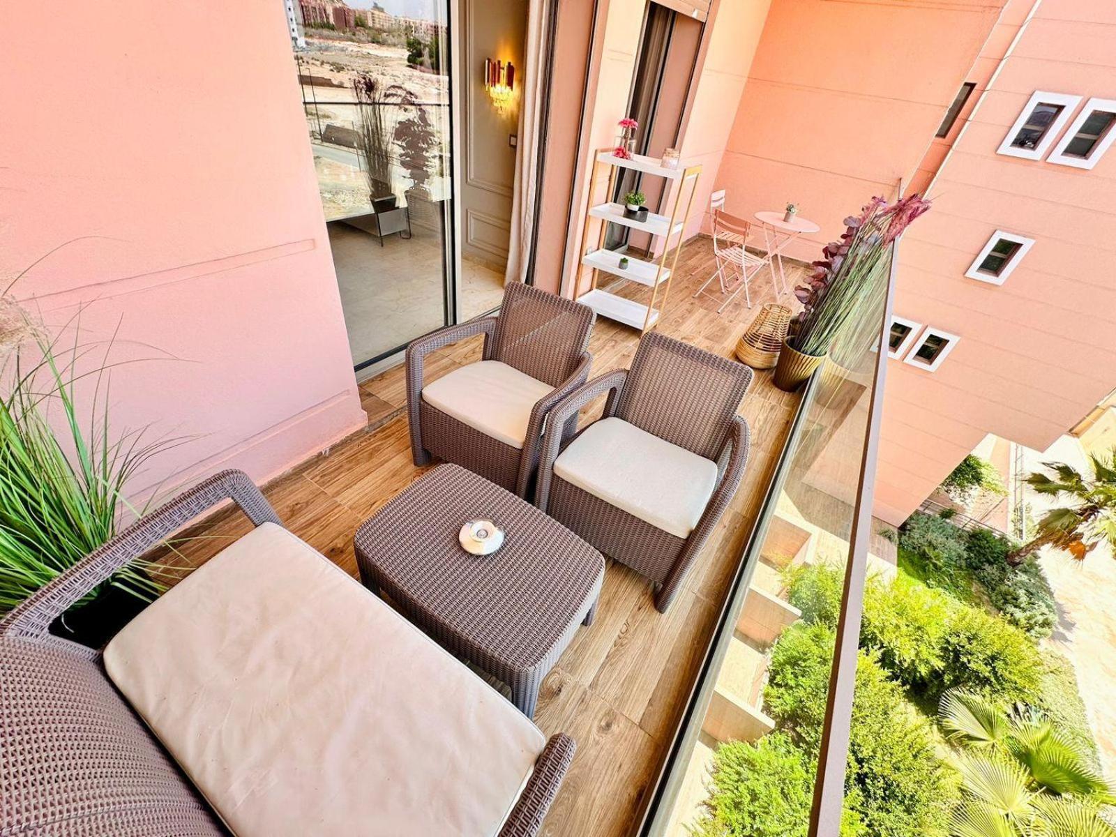 Appartement Luxueux Avec Piscine 10 Minutes Du Centre Ville Marrakesh Bagian luar foto